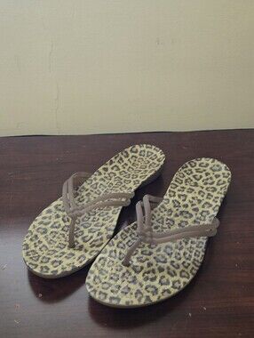 Crocs Leopard Print Thong Sandals